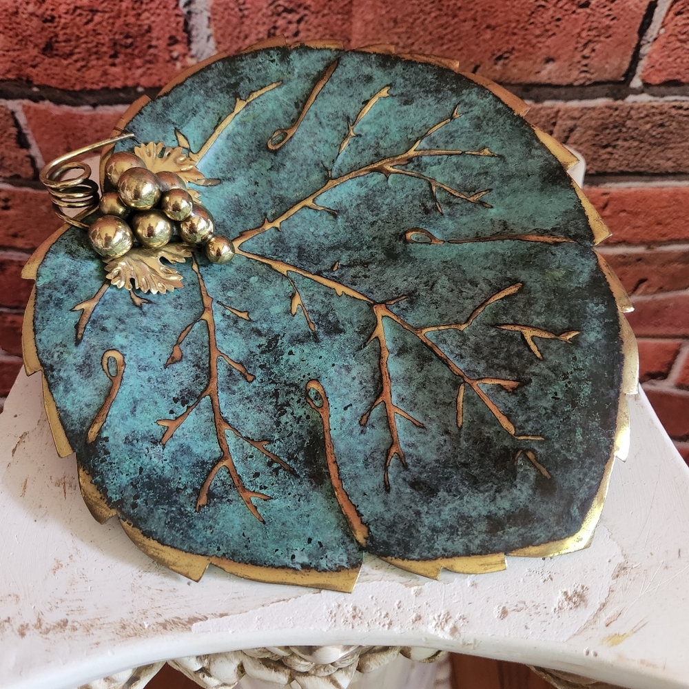 Serving tray